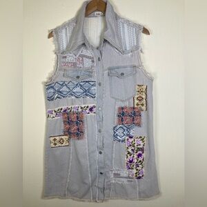 POL Patchwork Denim Vest Boho Lace Back Raw Hem Button Front Size S
